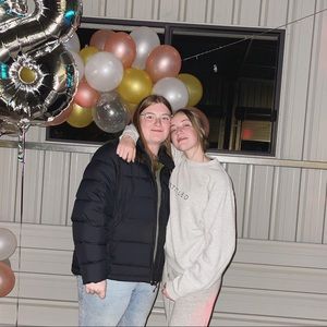 Meet your Posher, Nathalia